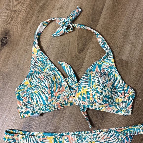 NWT CupShe Paisley Print Reversible Halter Bikini L/XL - Picture 11 of 13